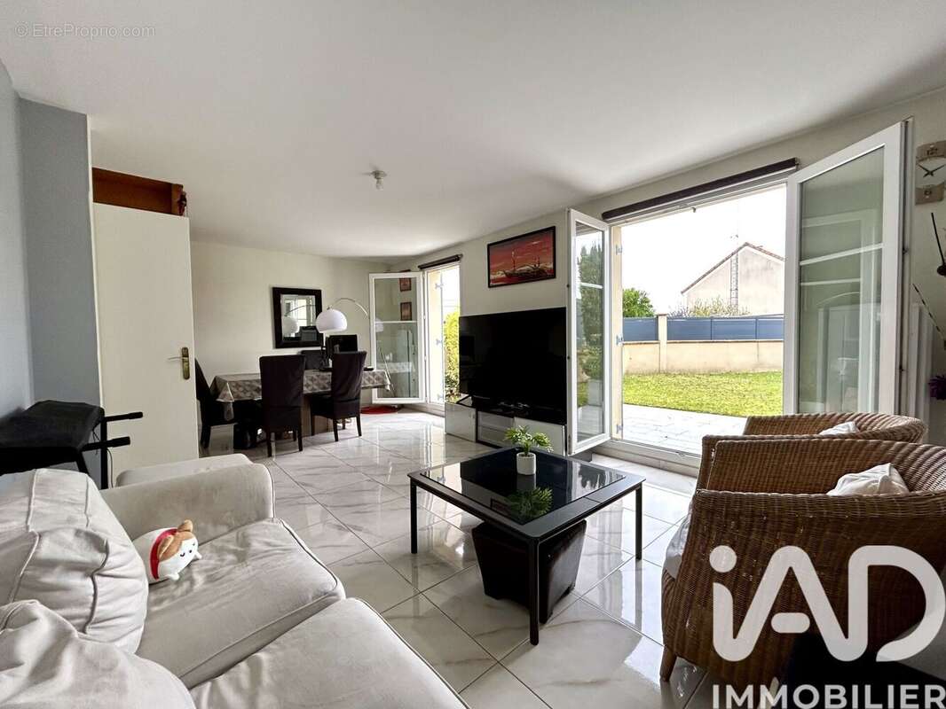 Photo 2 - Maison à HERBLAY