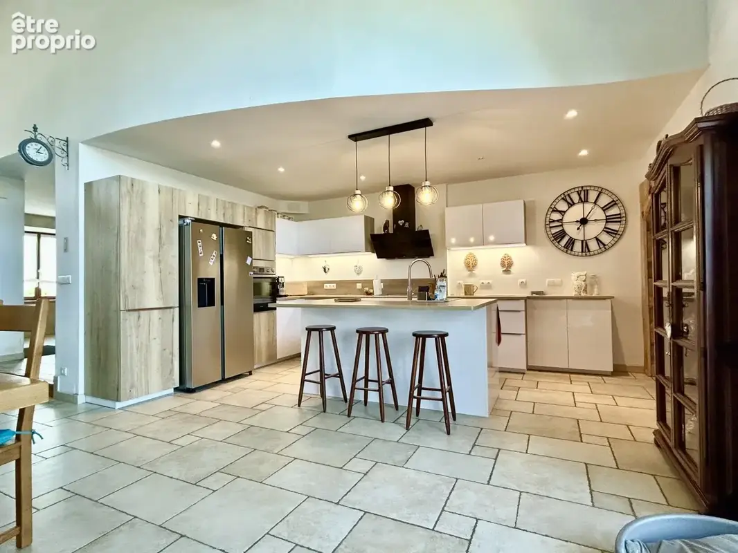 Maison de caractère à vendre 10 pièces ALBY SUR CHERAN (74) - photo 4