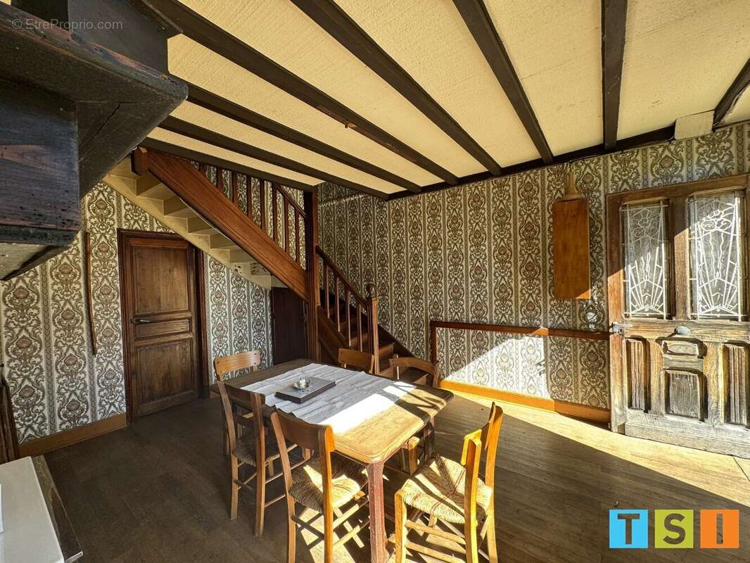 Maison à ESTADENS