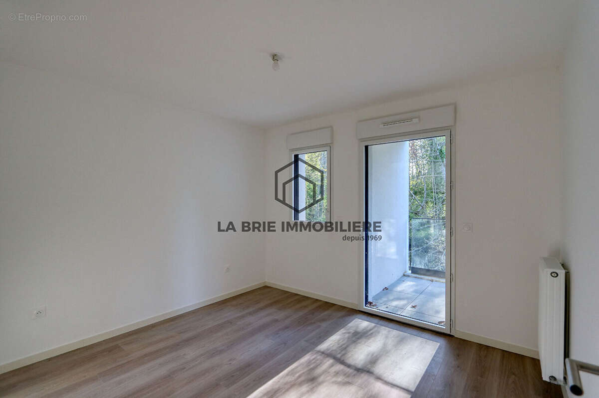 Appartement à RUBELLES