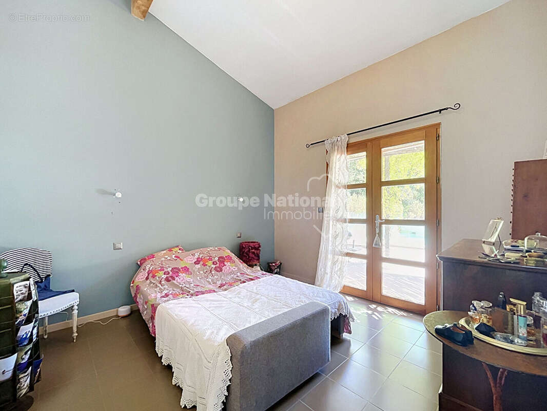 Maison d'Architecte Rochegude 5 pièces 195 m2 piscine - photo 8