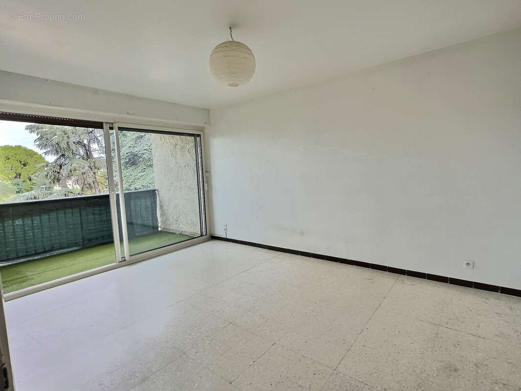 Appartement à LUNEL