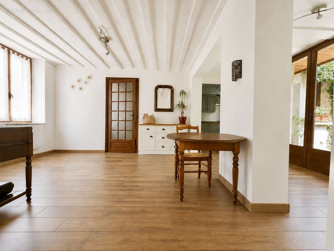 Maison à SENLIS