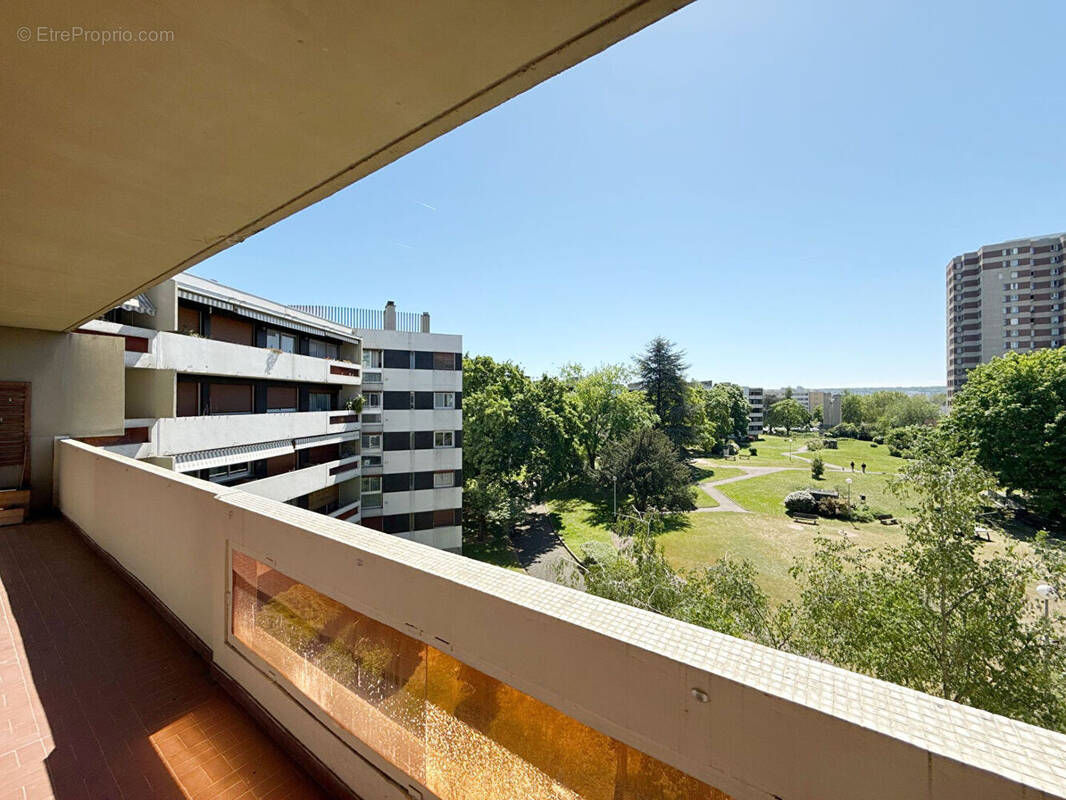 Appartement à NANTERRE