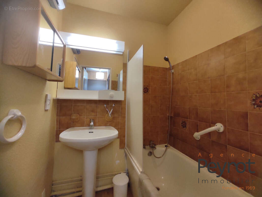 Appartement à LES ANGLES