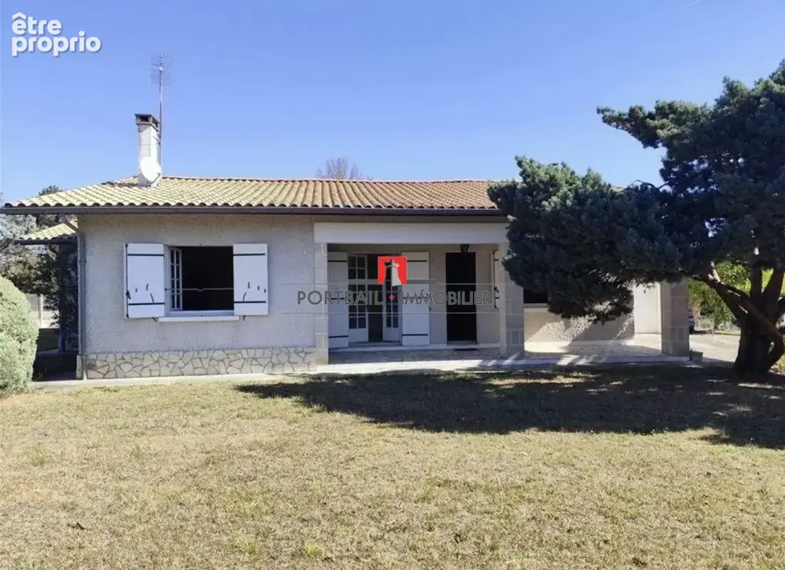 Maison 5 pièces 132 m² à vendre à Pugnac (33710) - photo 2