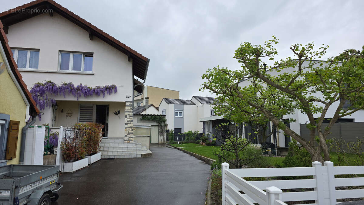À VENDRE   Maison familiale 5 pièces de 130 m2 à Village-Neuf, proche Suisse et Allemagne - photo 15