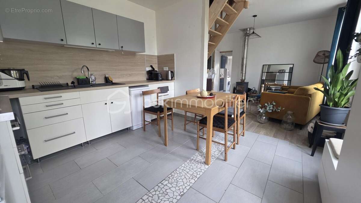 Maison plain-pied 50 m2 + combles - 3 chambres - cave et jardin - photo 4