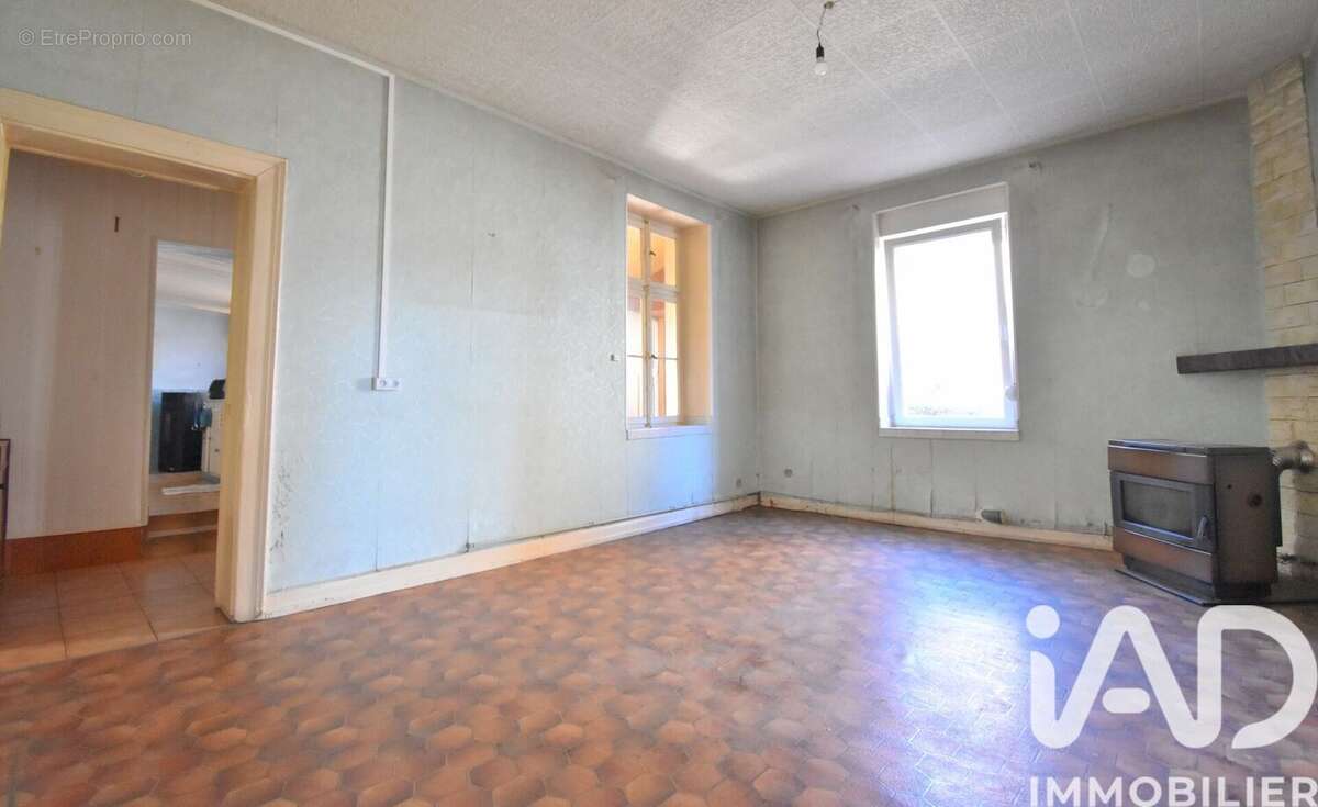 Maison 100 m² à Freyming-Merlebach  - photo 2