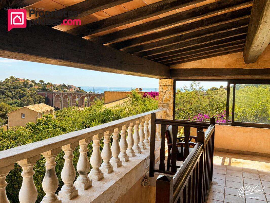 Maison à Anthéor avec vue mer, piscine et deux logements indépendants - photo 6
