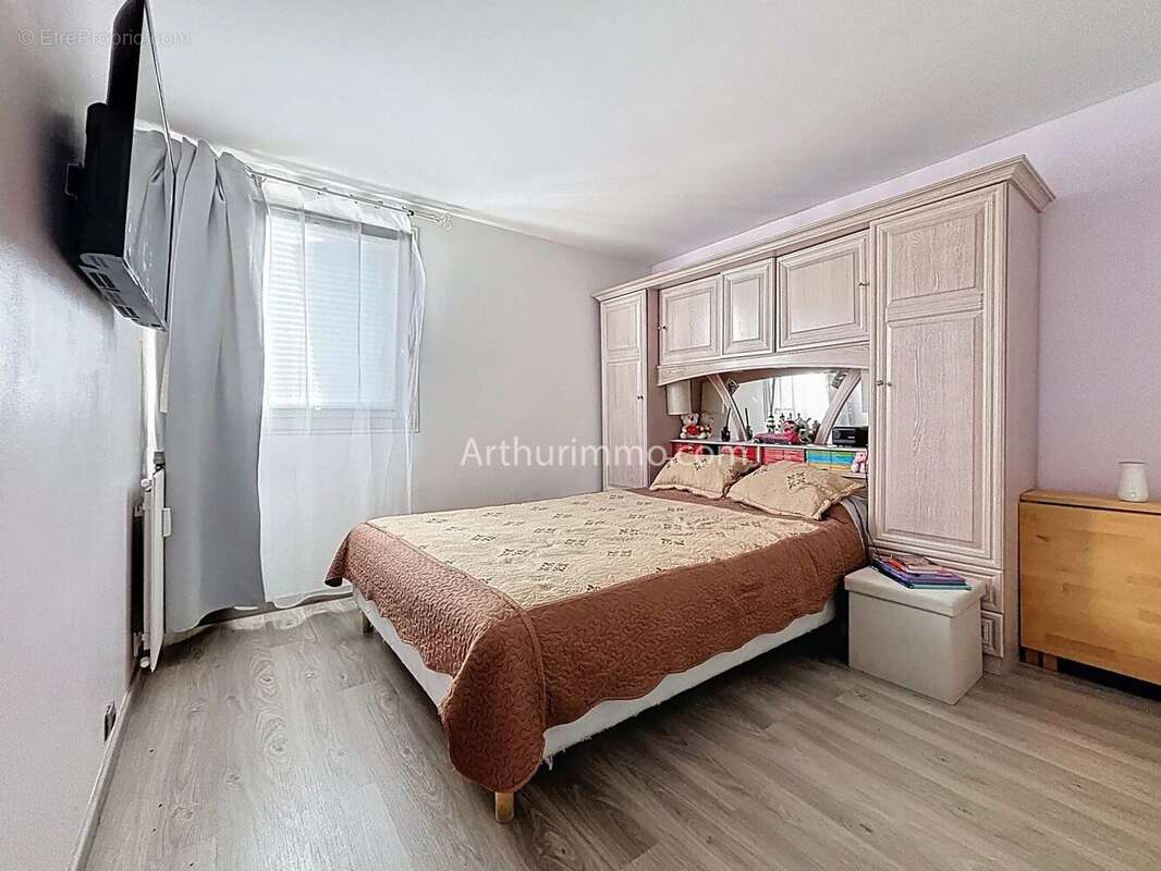 Appartement à BOISSY-SAINT-LEGER