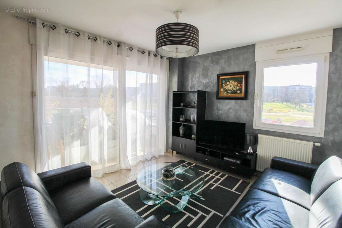 Photo 5 - Appartement à MONTCEAU-LES-MINES