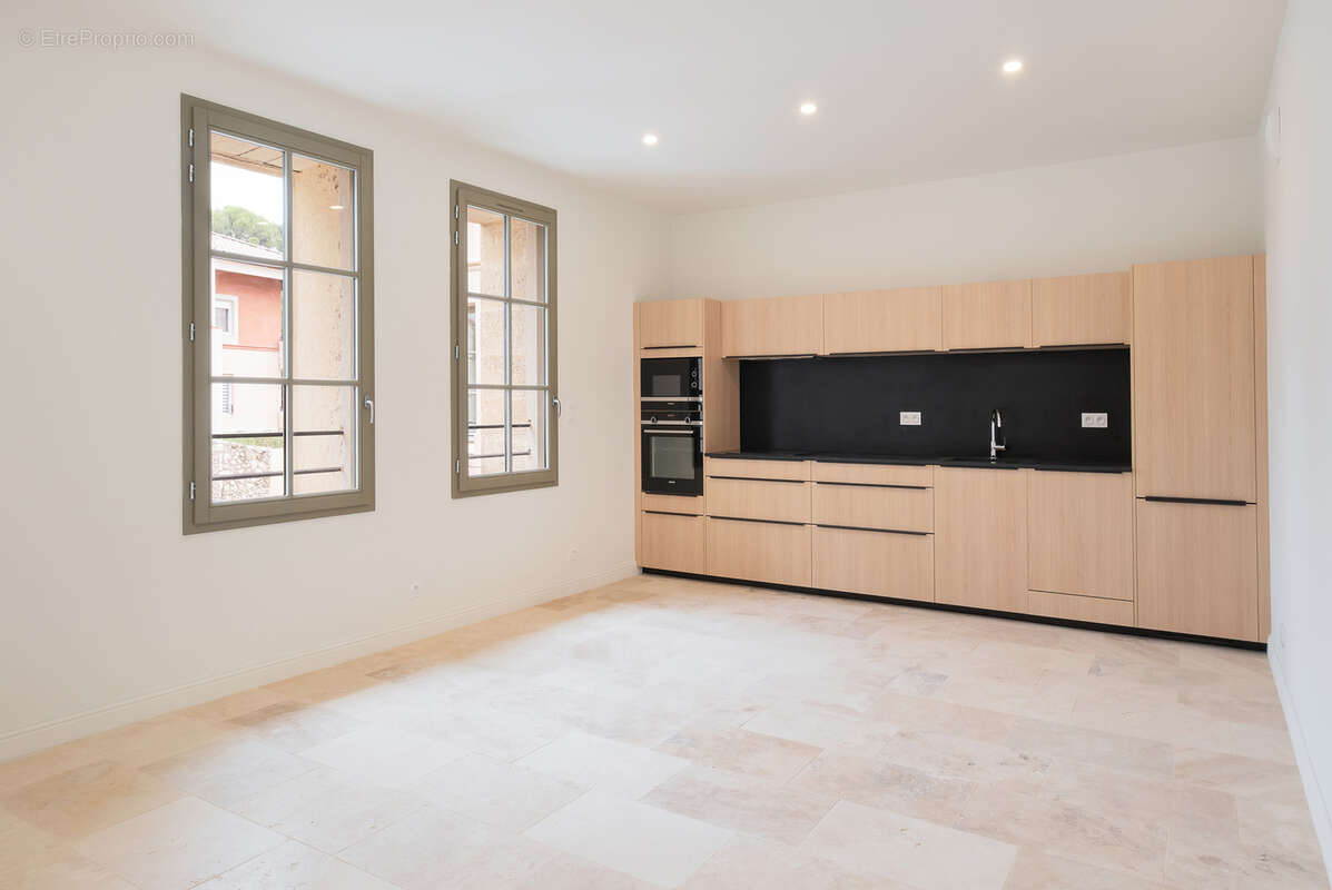 Appartement de Charme, rénové par un architecte à Uzès - photo 4