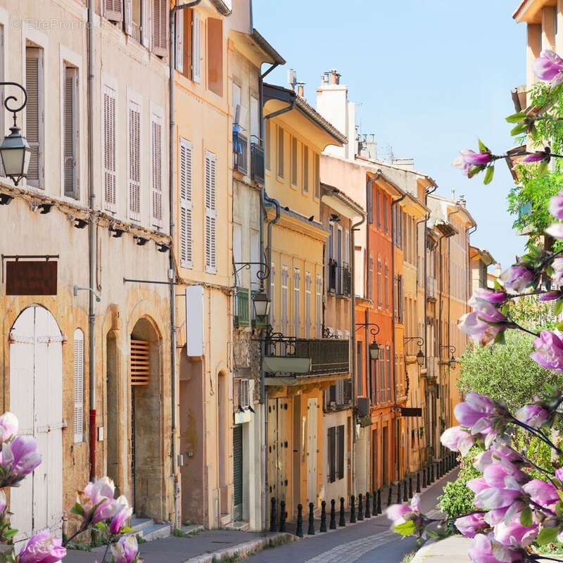 Appartement à AIX-EN-PROVENCE