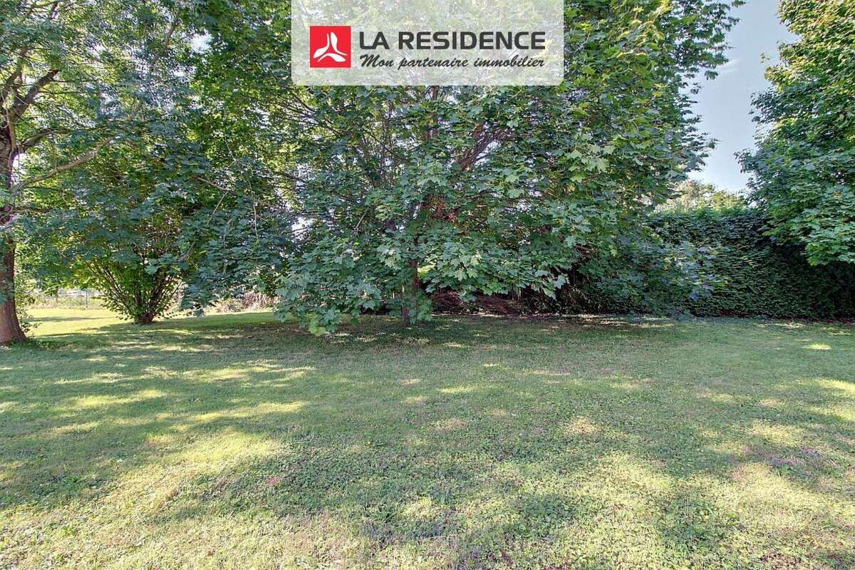 Terrain 646 m² à Orgeval  - photo 2