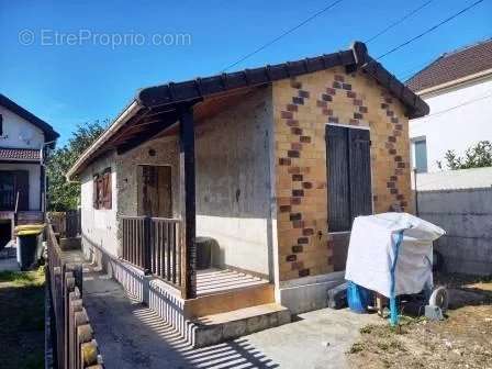 Appartement à LIVRY-GARGAN