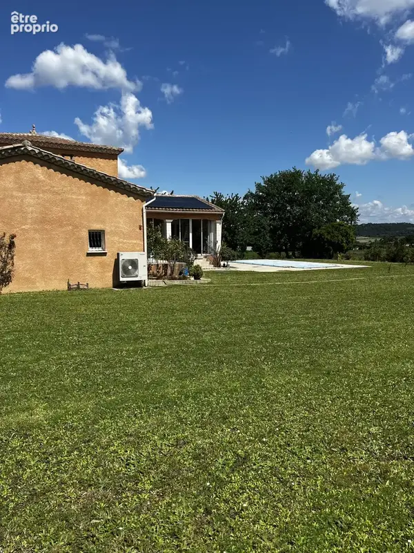 Lédignan - Charmante villa familiale avec piscine sur 2691 m2 de terrain. - photo 16