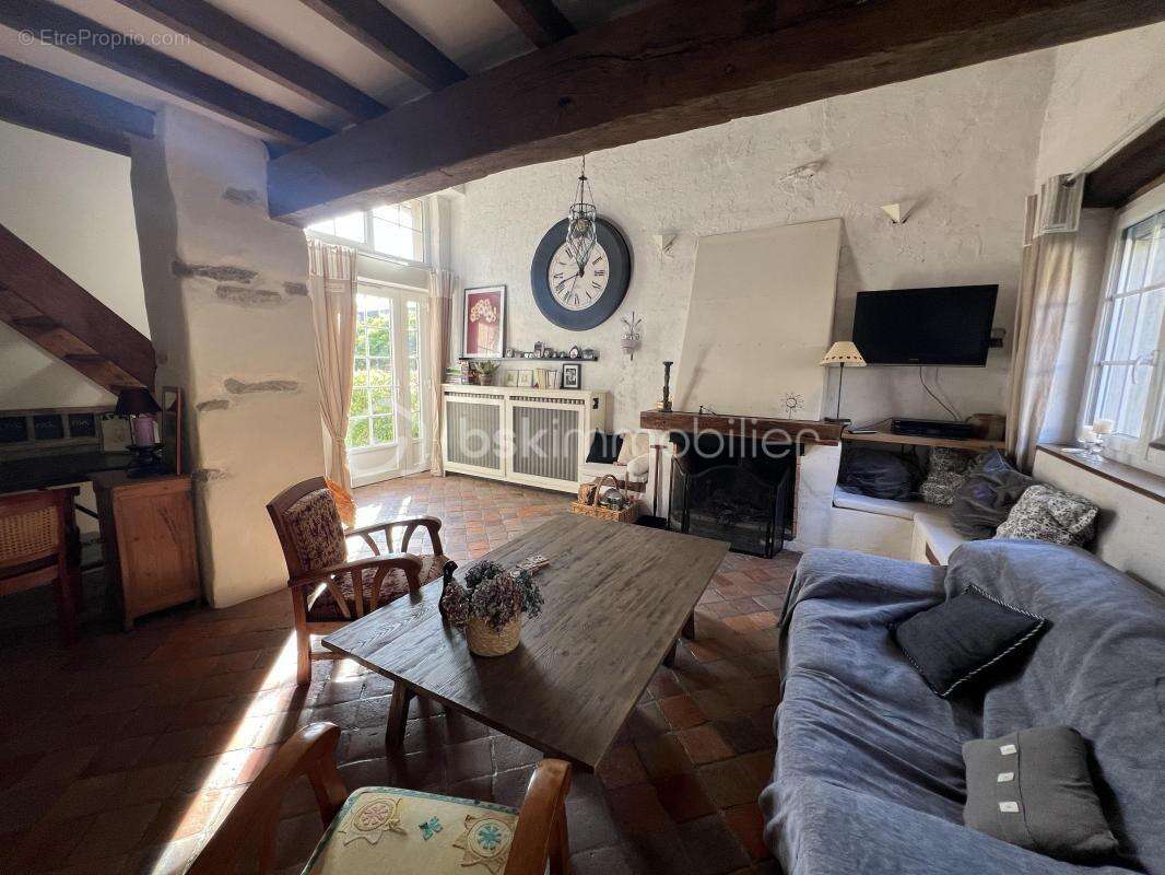 Maison à SAINT-LUBIN-DE-LA-HAYE