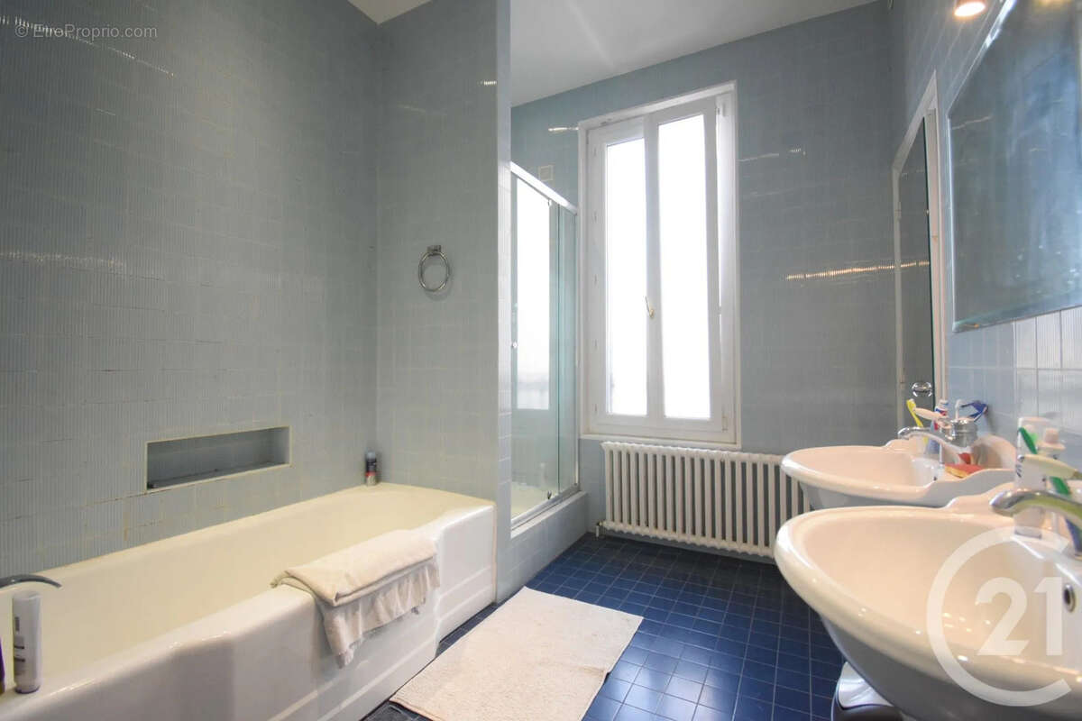 Maison à VICHY