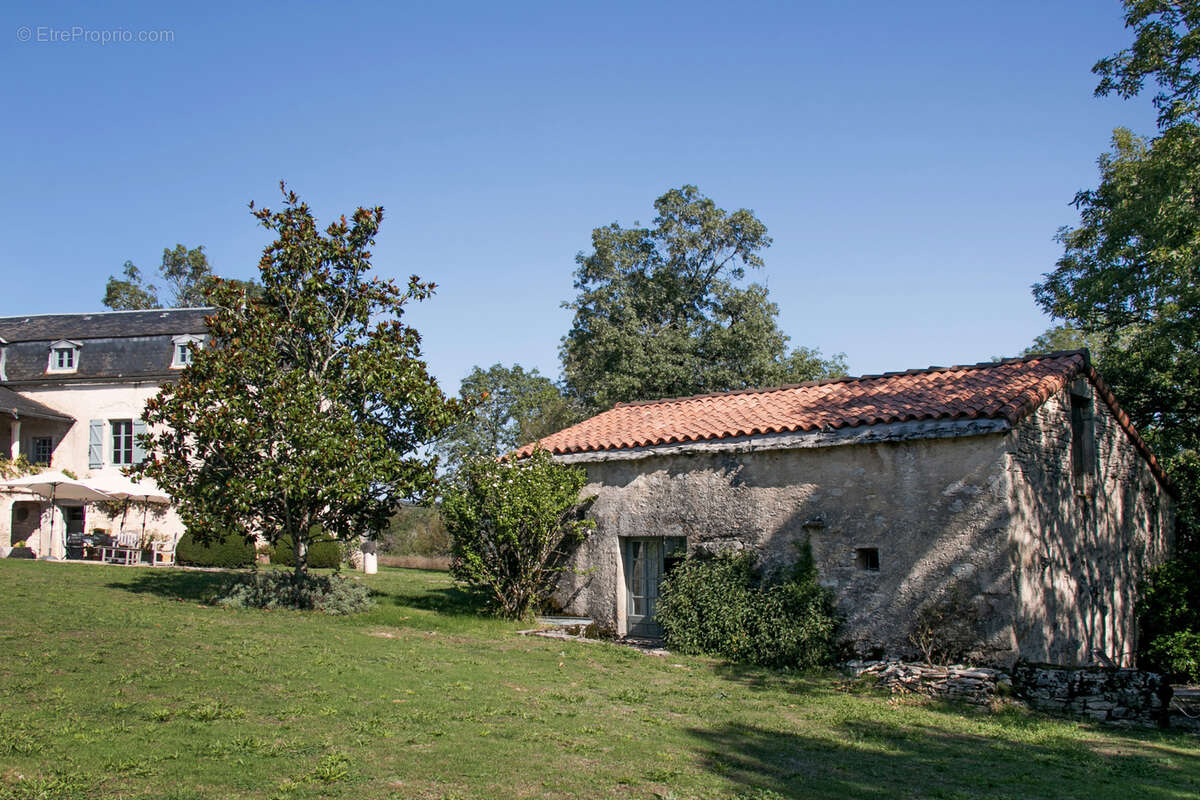 Maison à SAINT-CIRQ-LAPOPIE