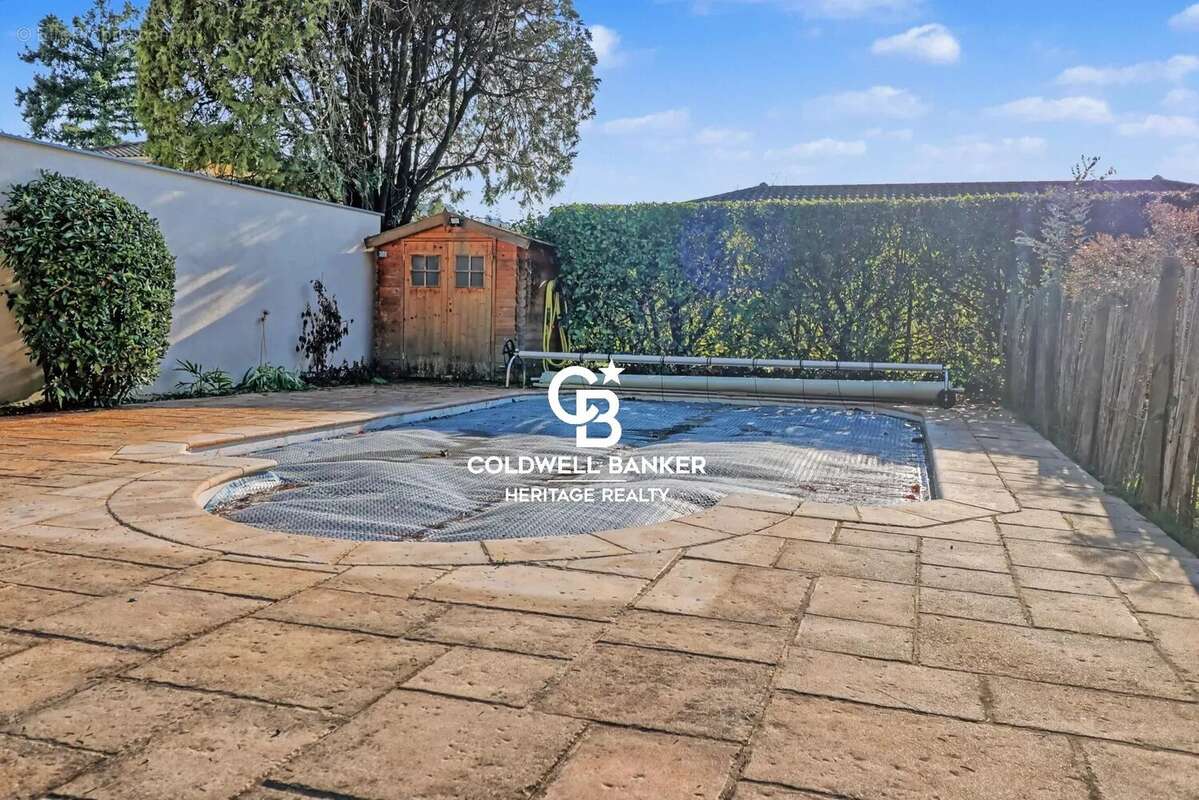 Maison à COLLONGES-AU-MONT-D'OR