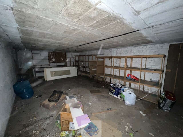 Local commercial no1 - photo 12