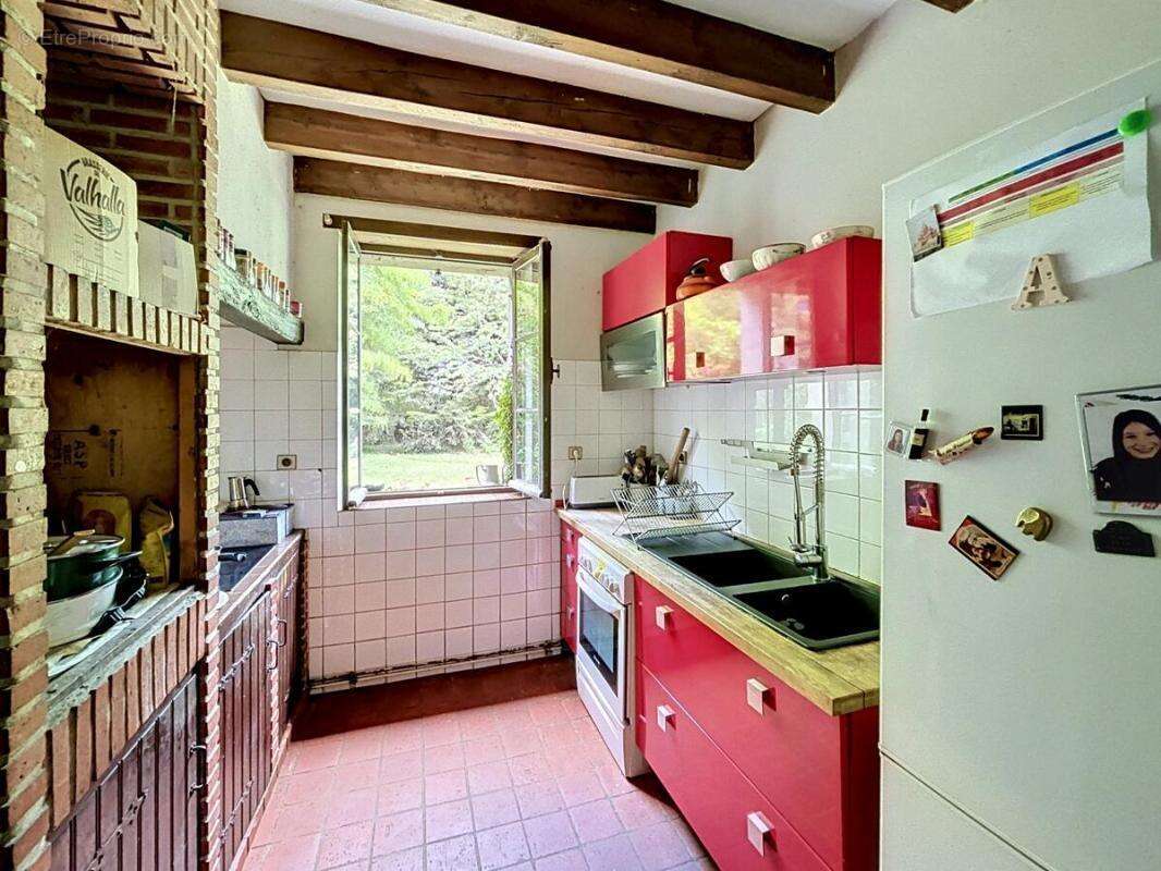 Maison 135 m² à Arpheuilles-Saint-Priest  - photo 8