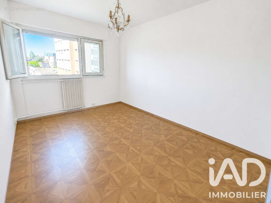 Appartement 107 m² à Marseille-9e  - photo 6