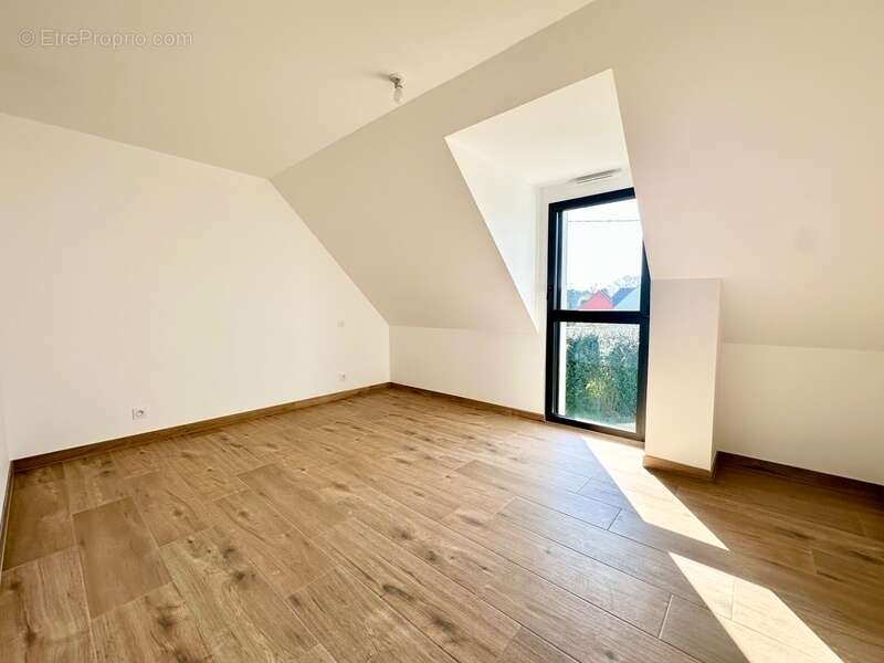 Maison à GRAND-CHAMP