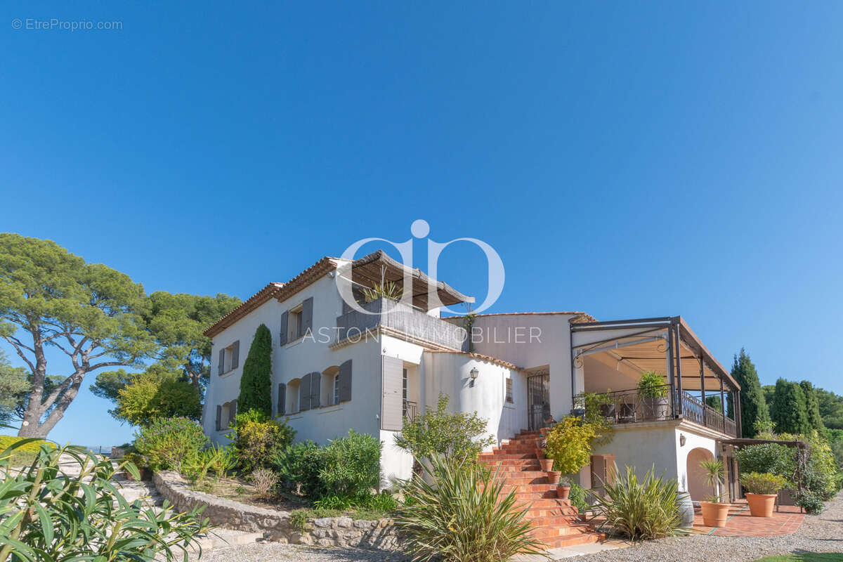 Maison à LA CADIERE-D'AZUR