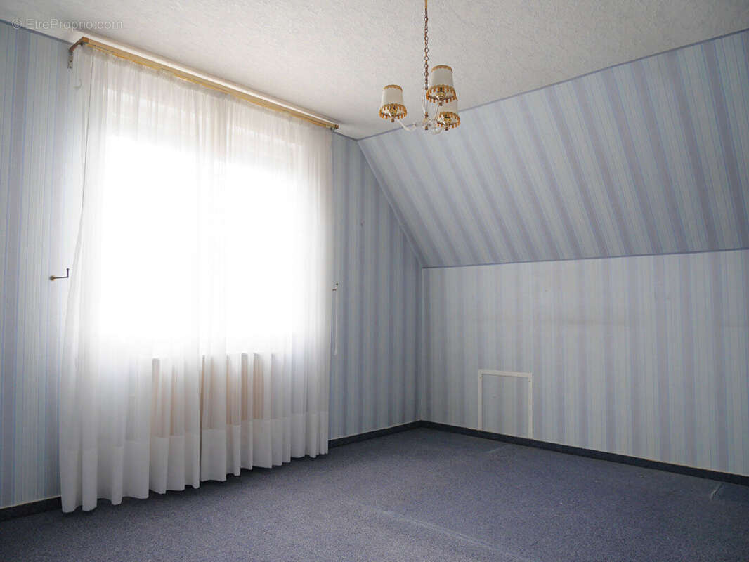 Maison 91 m² à Barentin  - photo 7