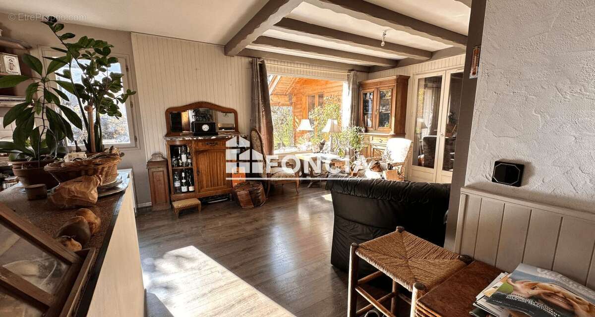 Maison à SAINT-JORIOZ