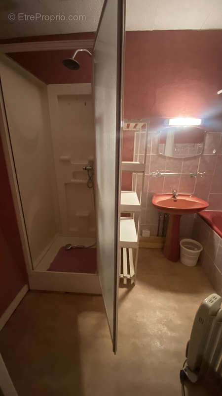 Maison à NIEDERSTINZEL