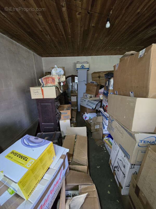 Maison à AINAY-LE-VIEIL