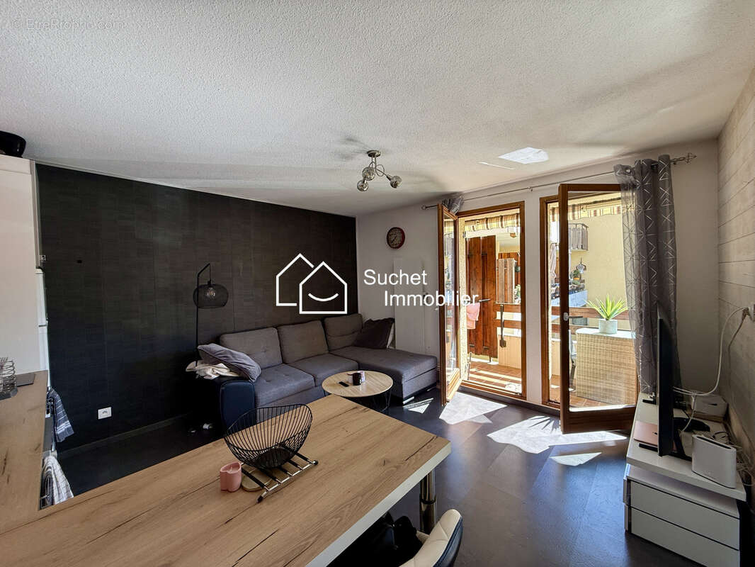 Appartement à DOUSSARD