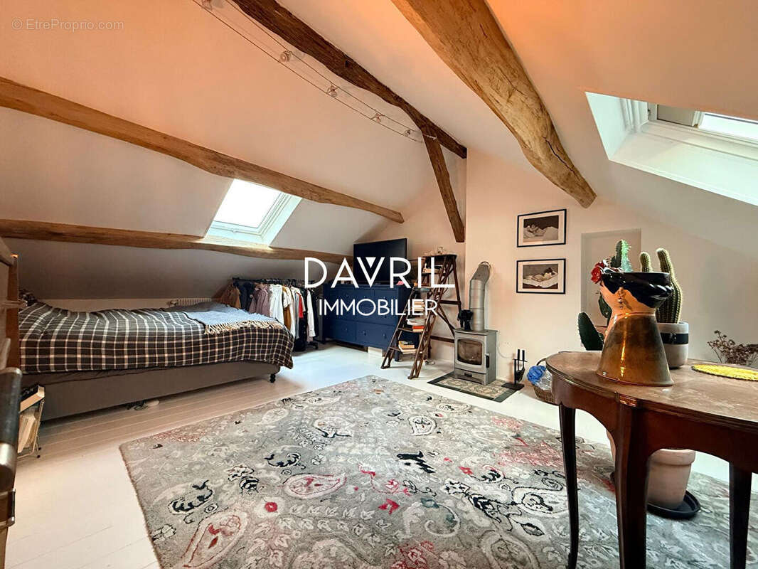 Maison à CONFLANS-SAINTE-HONORINE