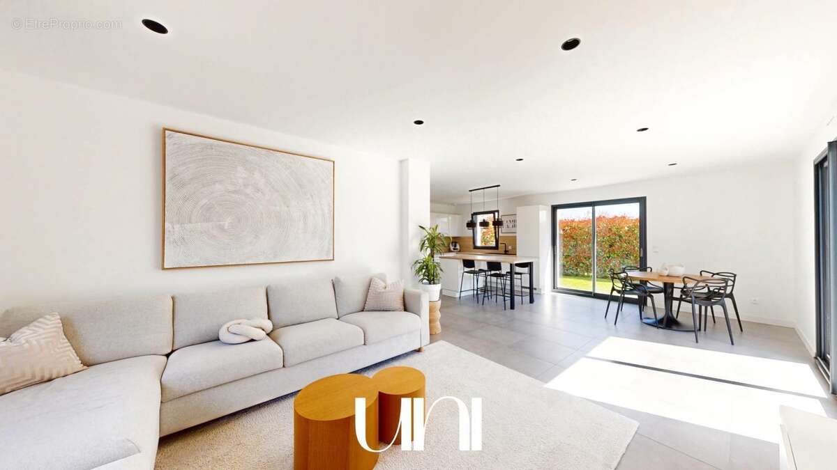 Maison à THURY-HARCOURT