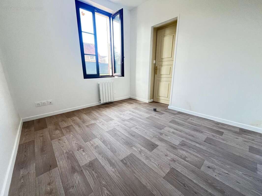 Photo 8 - Maison à LE MEUX