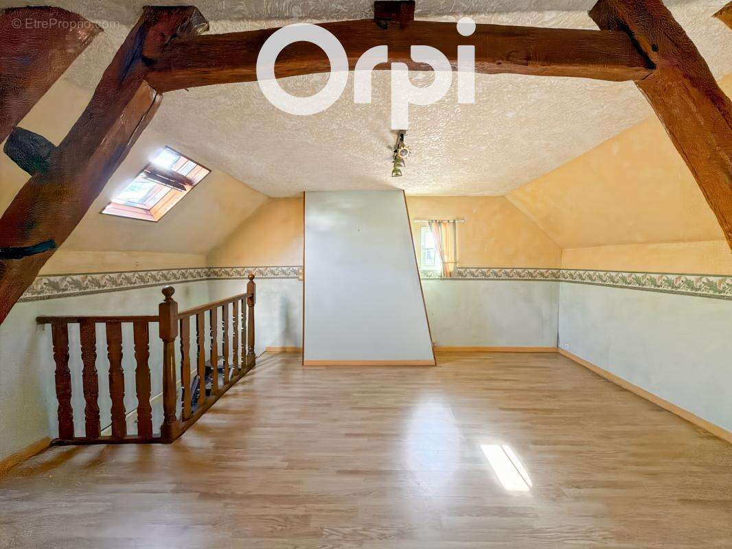 Maison à GRANDVILLERS-AUX-BOIS