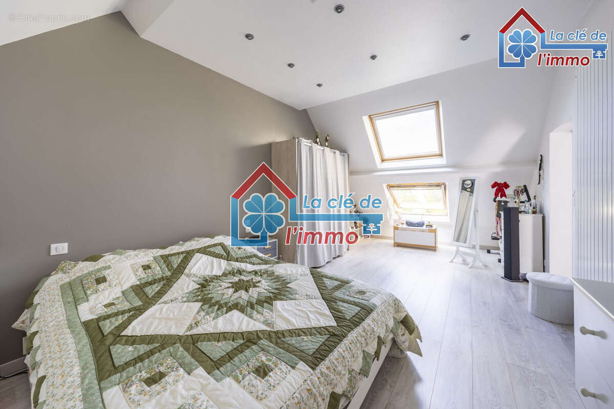 Maison 5 pièces 103 m² à vendre à Moissy-Cramayel (77550) - photo 7