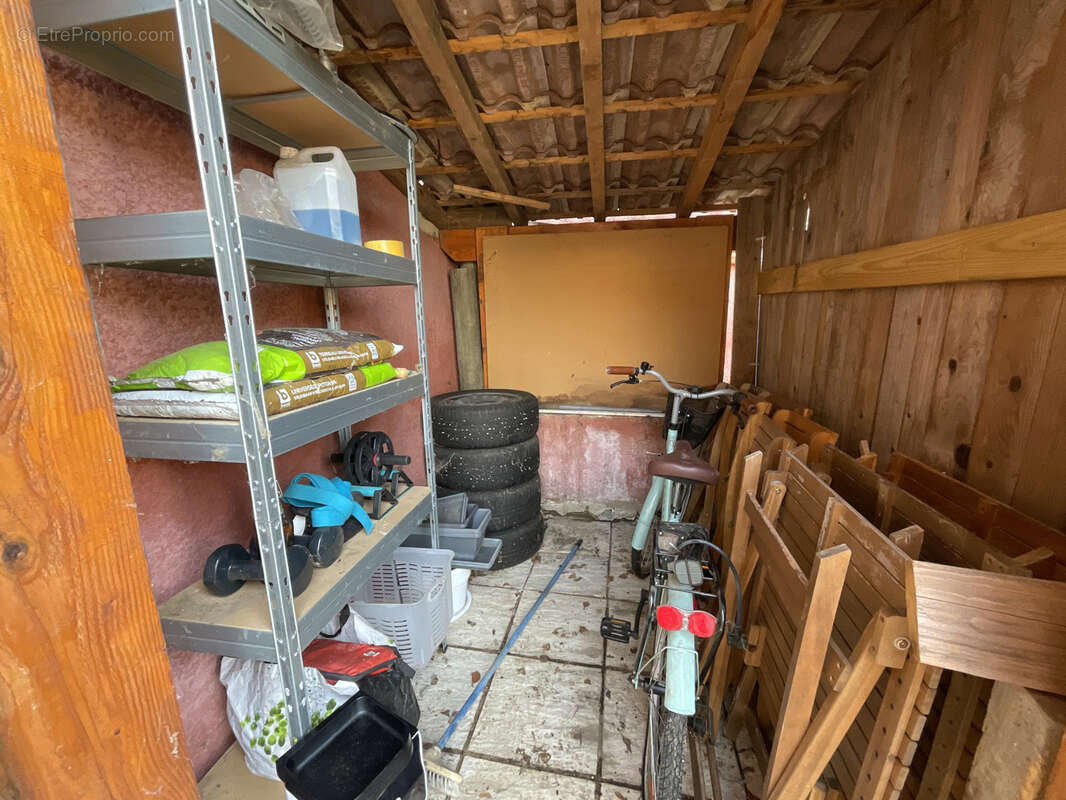 Appartement à NIVOLAS-VERMELLE