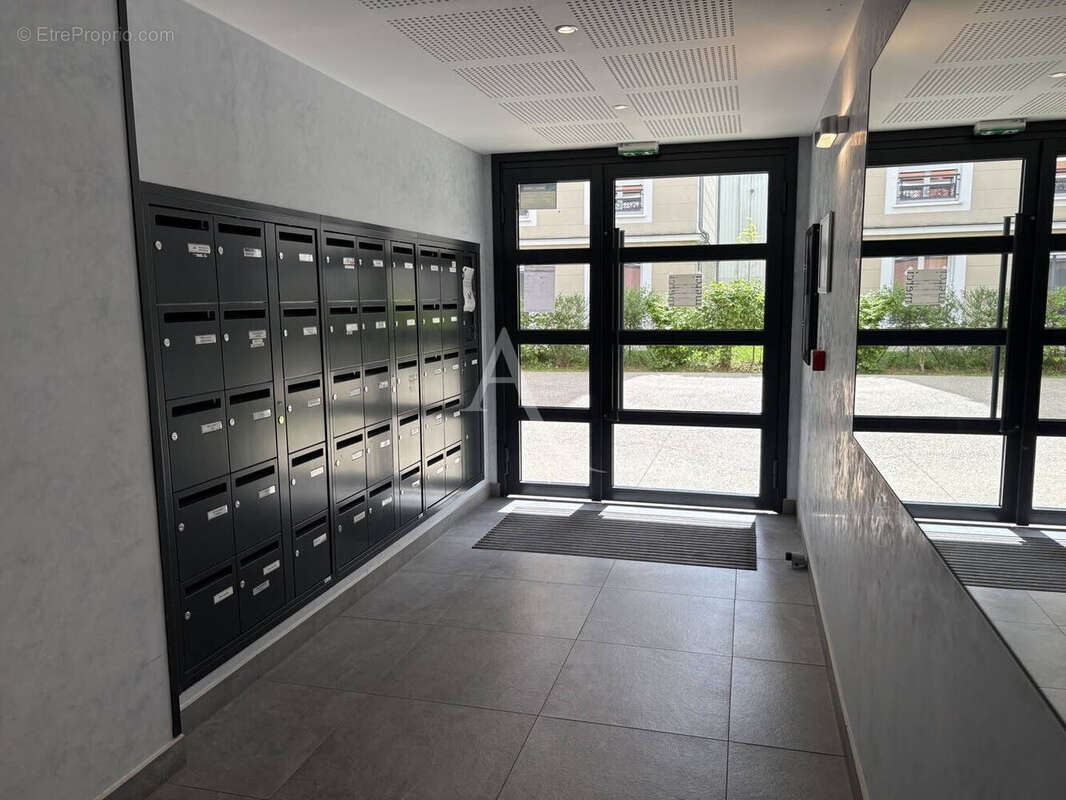 Appartement à OZOIR-LA-FERRIERE