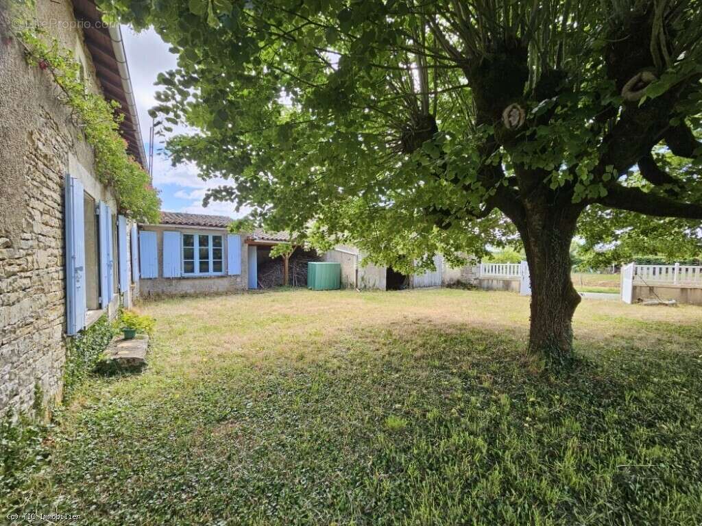 Maison à CHAUNAY