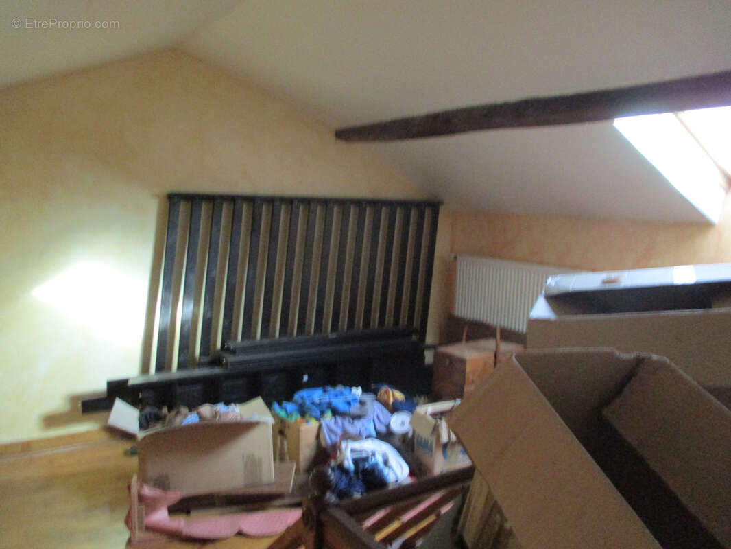 Maison à CEAUX-EN-COUHE