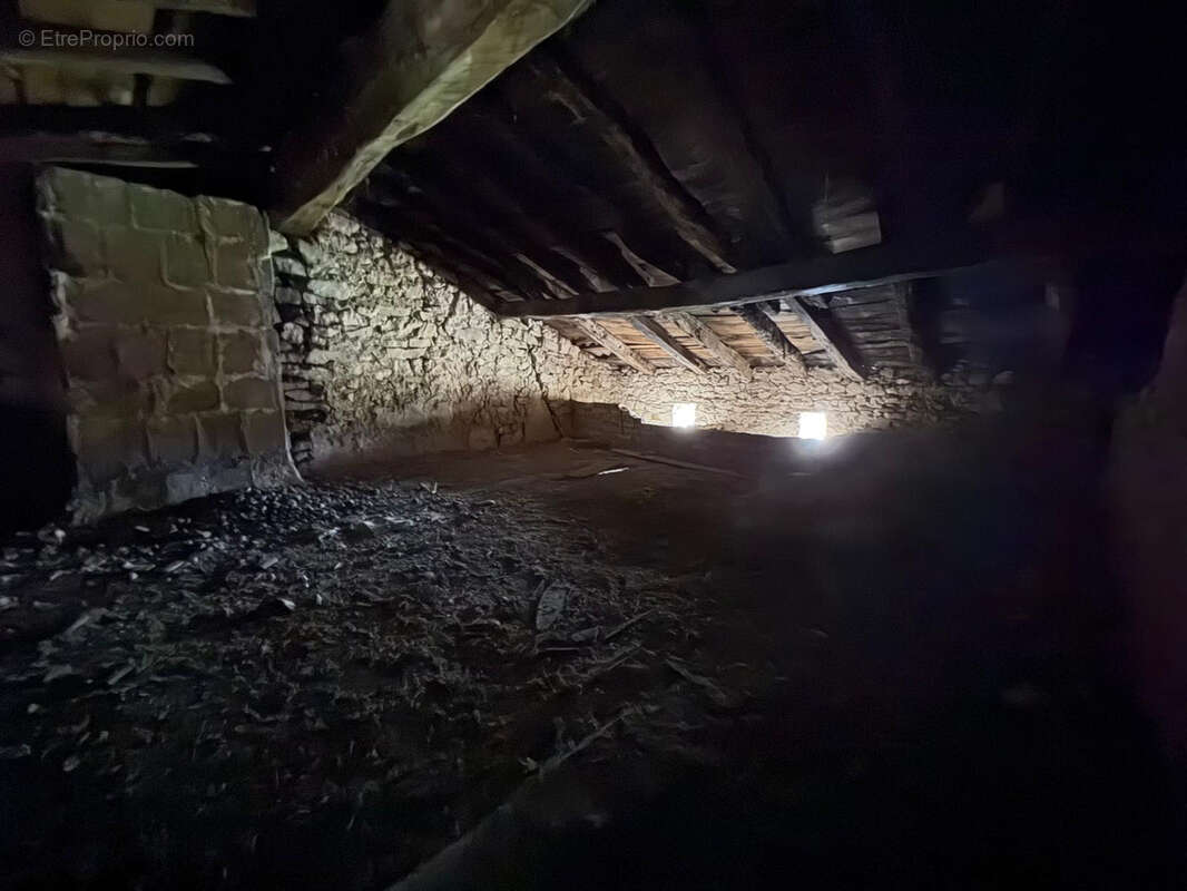 Maison à PAYRIN-AUGMONTEL