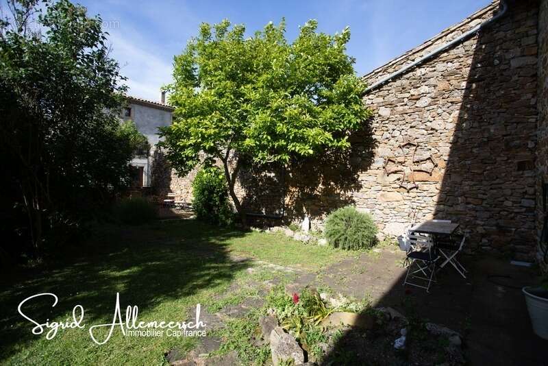 Maison à RIEUX-EN-VAL