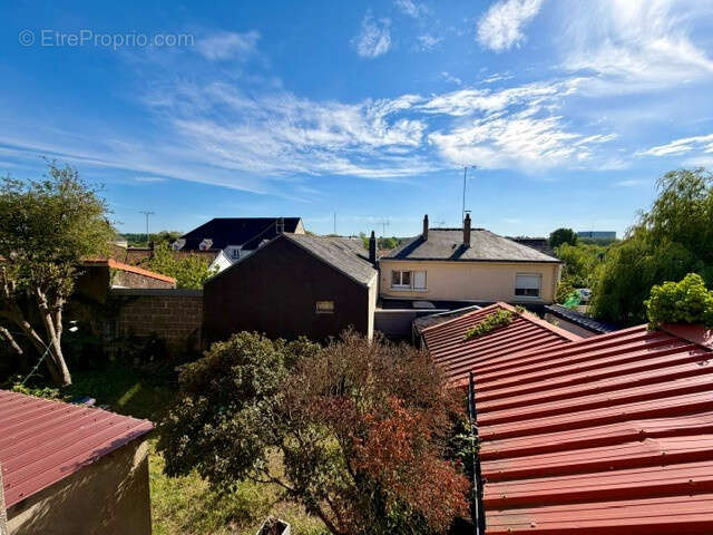 Appartement à INDRE