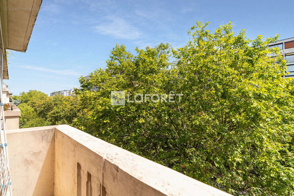 Luminosite - beaux volumes - copropriete art deco - photo 10