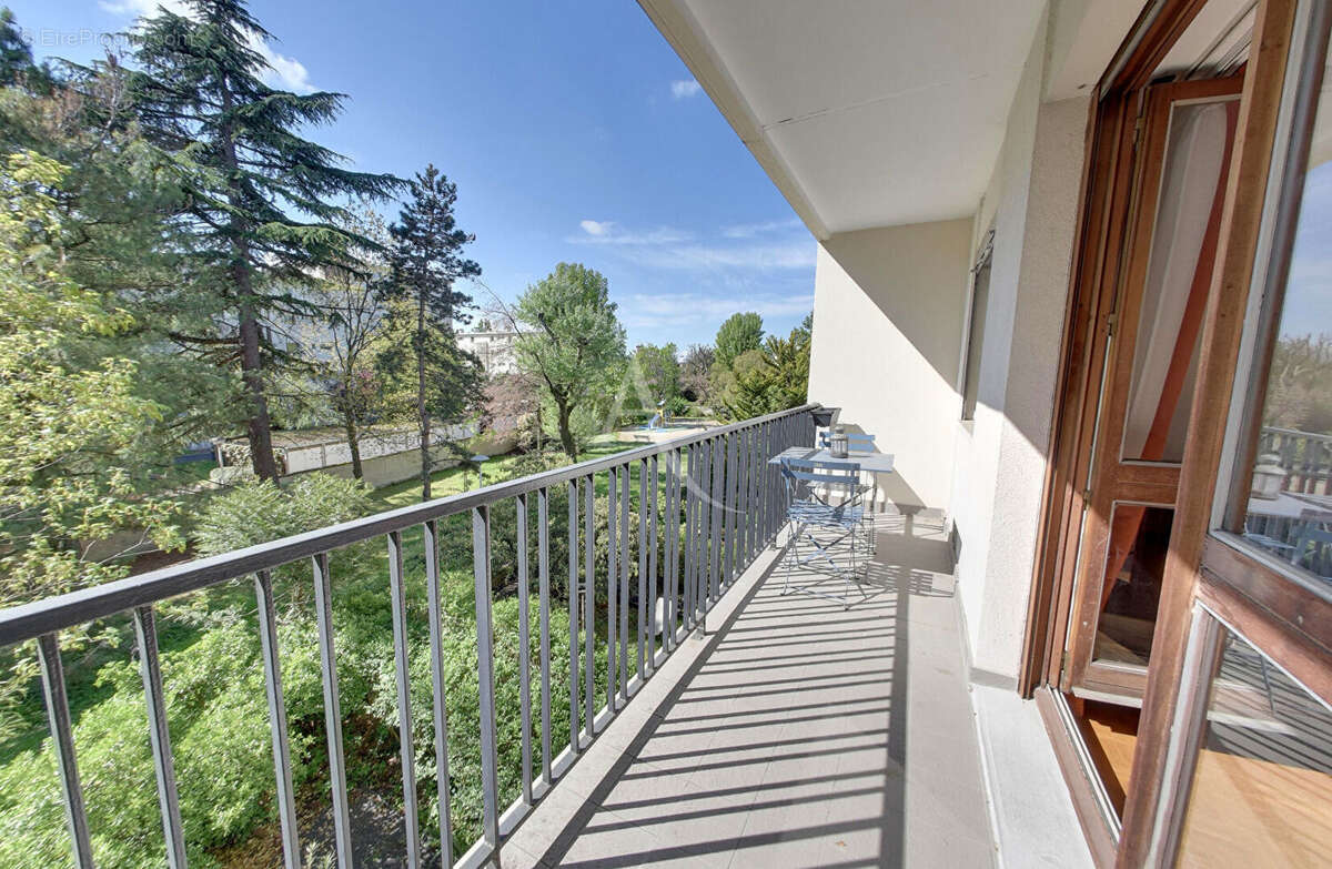 Appartement à FONTENAY-SOUS-BOIS