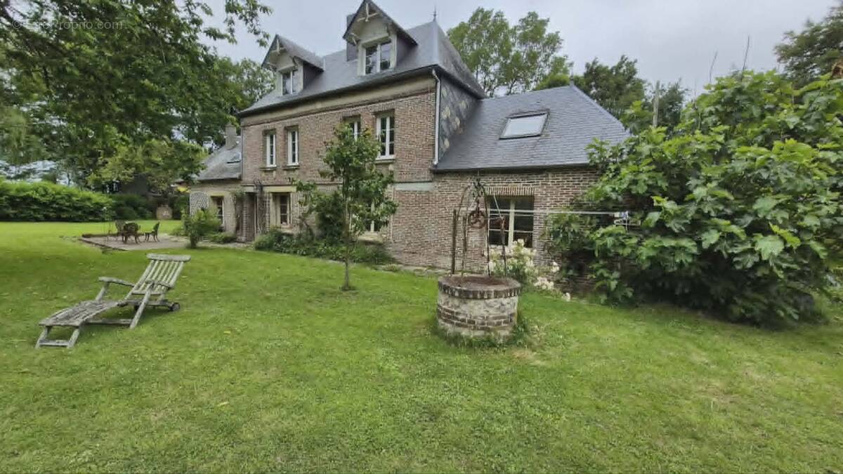 Photo 1 - Maison à SAINT-JOUIN-BRUNEVAL